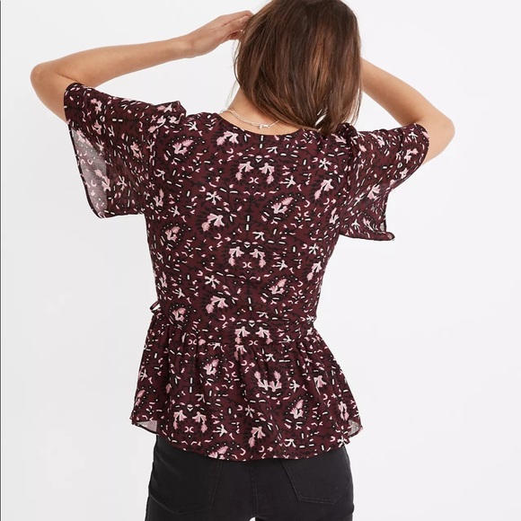 NWT Georgette Flutter-Sleeve Peplum Top in Rich Paisley - Picture 3 of 6
